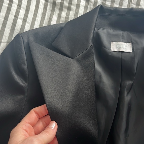 Satin blazer - Picture 7 of 8